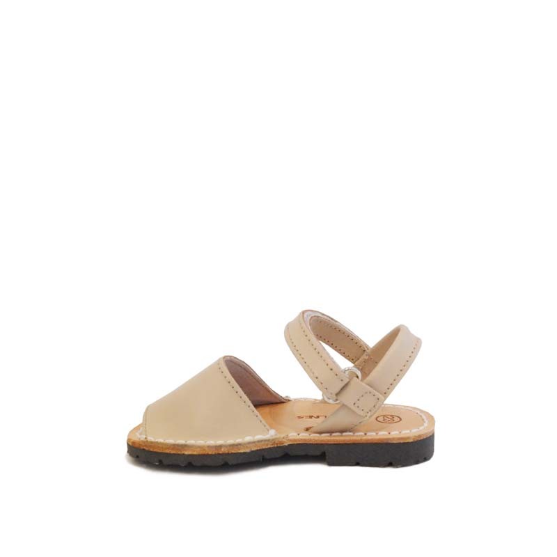 MENORQUINAS AVARCAS PIEL CON TIRA DE VELCRO