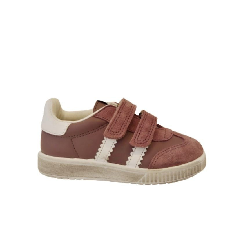 ZAPATILLA SERRAJE CON VELCROS