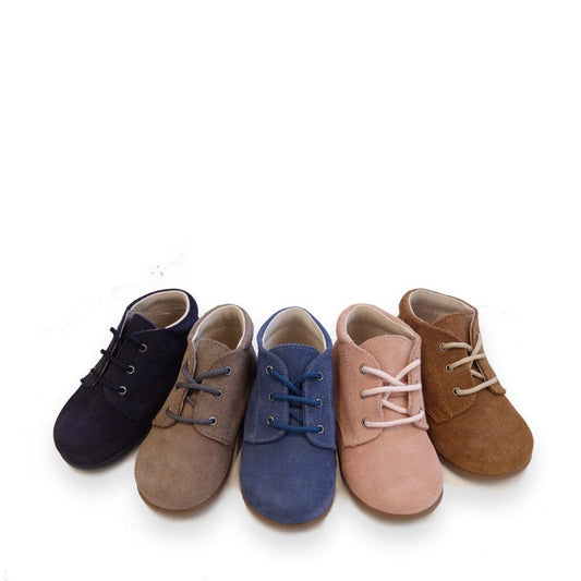 BOTAS SERRAJE PREANDANTE CORDONES Y LAZO